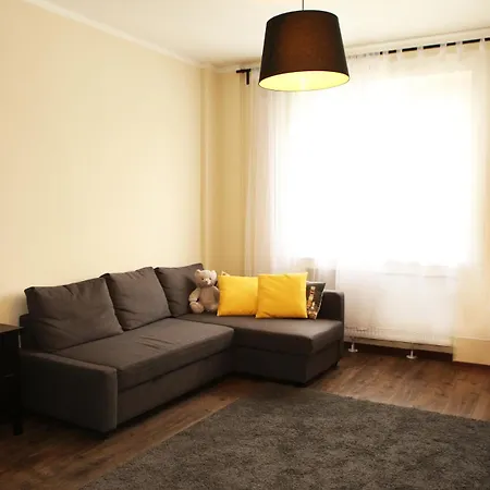 Center In Middle Of *