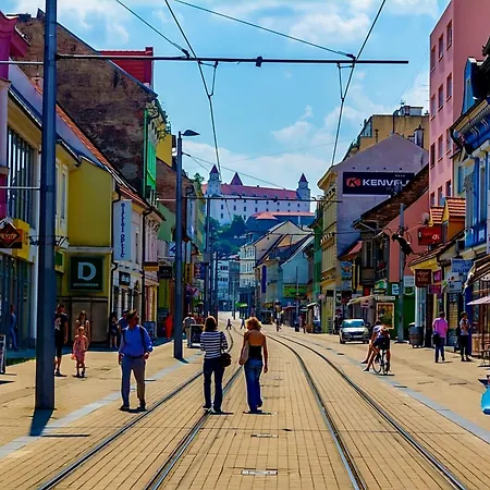 Center In Middle Of Apartment