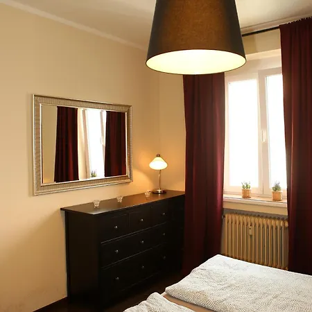 Center In Middle Of * 브라티슬라바