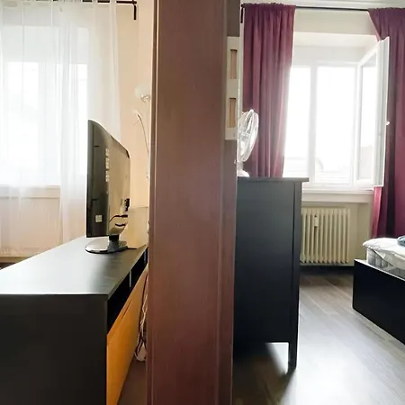 Center In Middle Of Apartment